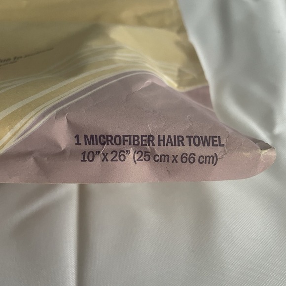 Keranique Quick Drying Hair Towel Wrap - Less Frizz and Breakage - NEW & SEALED - Picture 2 of 3